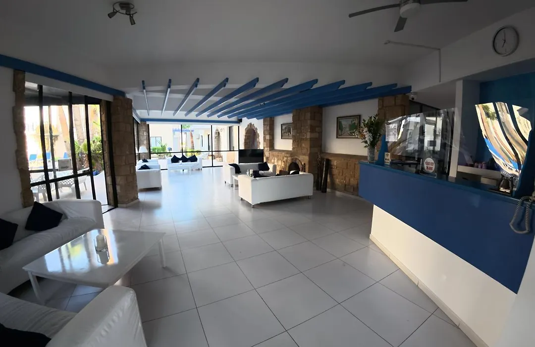 Hilltop Gardens Hotel Apartments-1